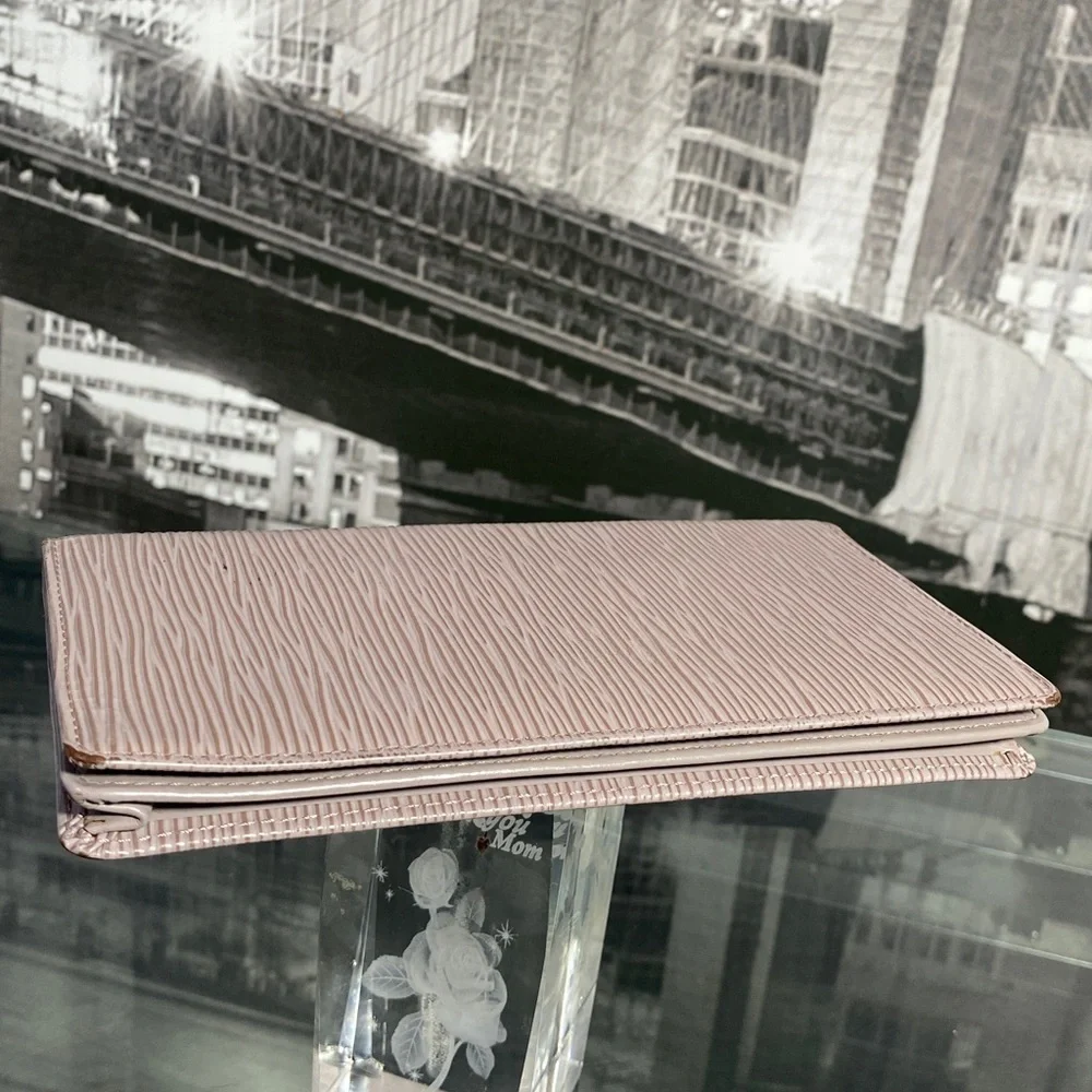 Authentic Rare Louis Vuitton Epi Checkbook Holder Wallet